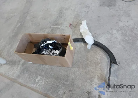 2021 Ford Bronco Sport Big Bend z USA, uszkodzony, nr VIN 3FMCR9B6XMRA12697